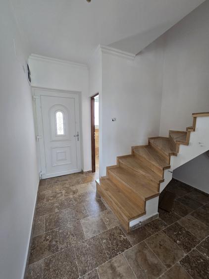 Giroc- casa 4 camere- 90 mp- terasa-parcare