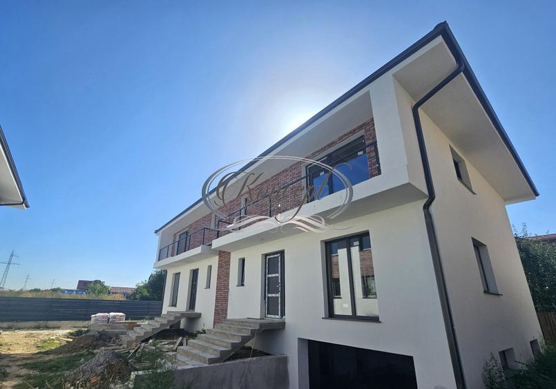 Duplex modern cu garaj in Floresti