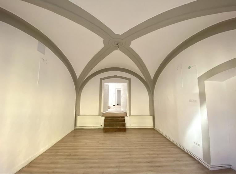 Spatiu Comercial 75mpu Ultracentral