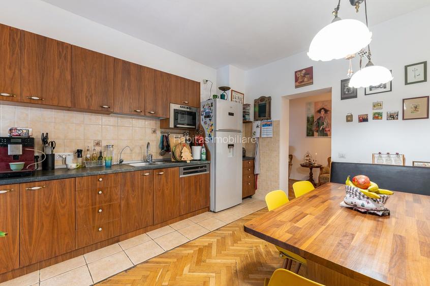 Vilă 4 familii | Apartament + mansardă | Curte 98 mp - 28