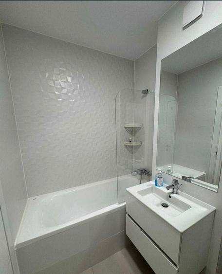 Apartament 2 camere, Decomandat, 50mp, Metrou la 7 minute, Titanium