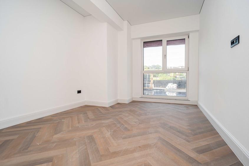 Tatarasi, Apartament cu 3 camere, decomandat, 83 mp