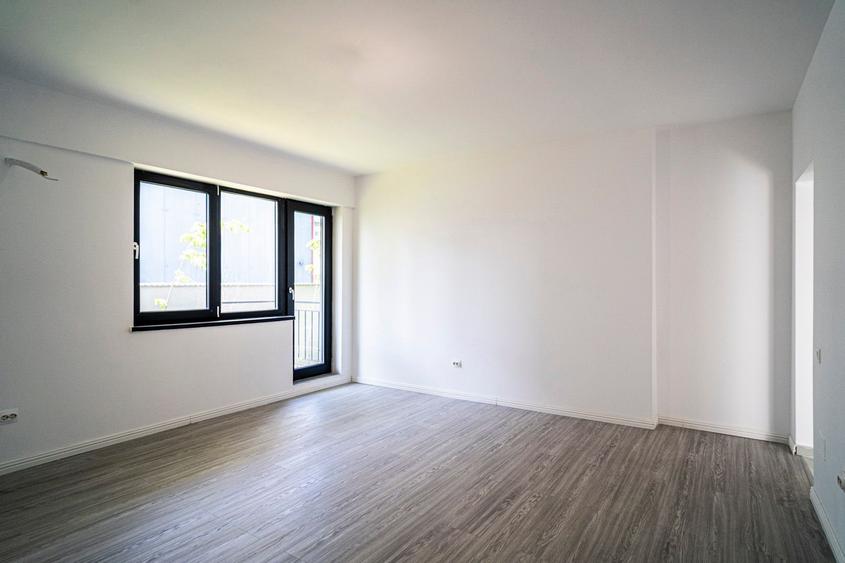 MILITARI, METROU PACII, 2 CAMERE, 57 mp, GRADINA, 150 mp