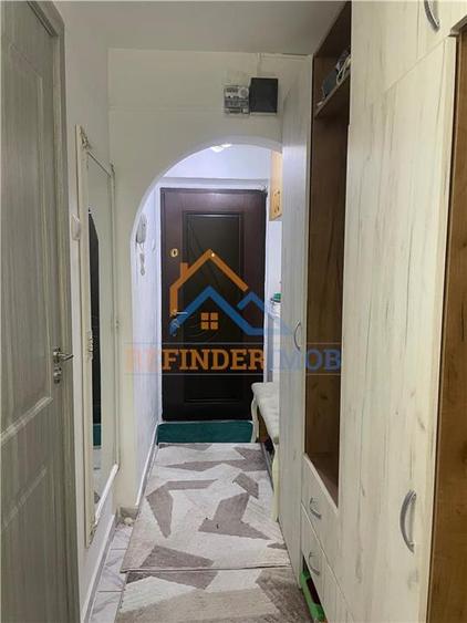 Apartament de vanzare cu 2 camere, zona Titan