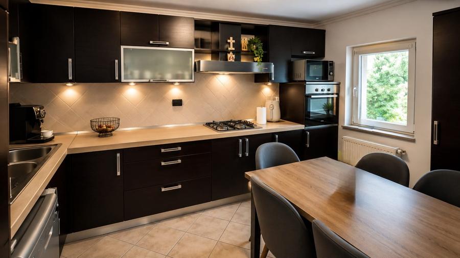 Apartament 4 camere - Focsani Ultracentral - La cheie