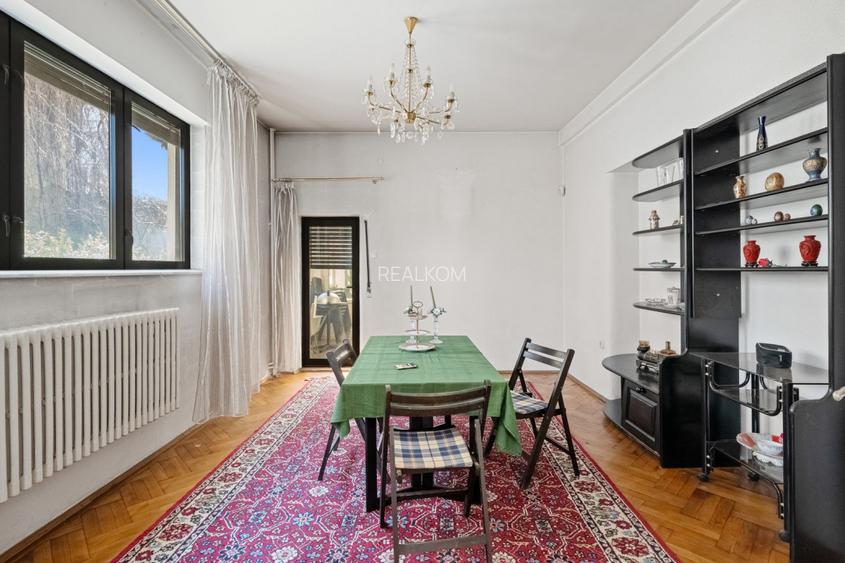 VANZARE VILA 9 CAMERE DACIA- RADU DE LA AFUMATI NR.42 - COMISION 0% - 11