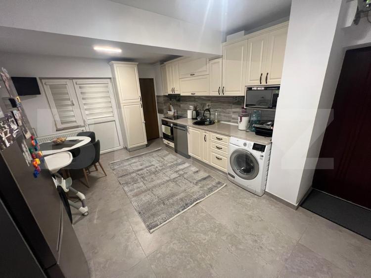 Apartament 4 camere, 87 mp, zona Gheorghe Lazar