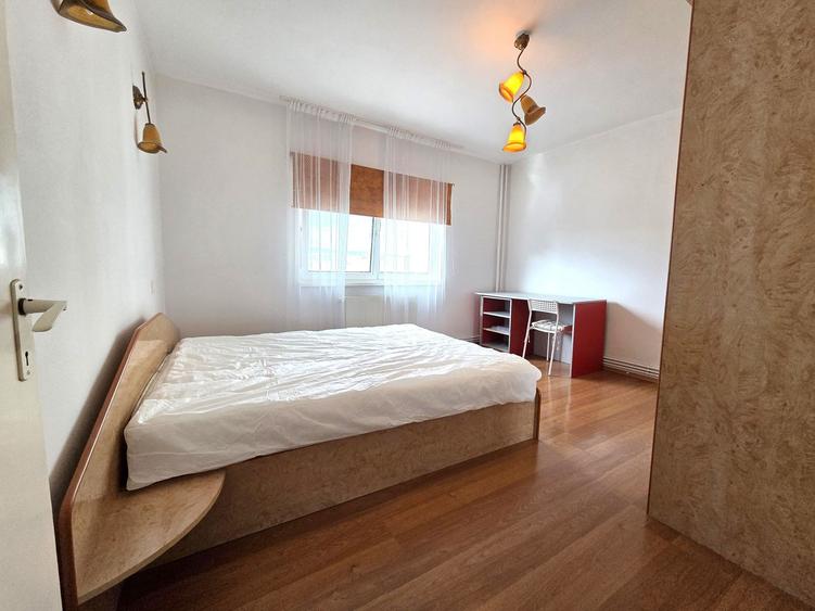 0% comision, 2 camere decomandate, etaj 4, str. București, Mărăști
