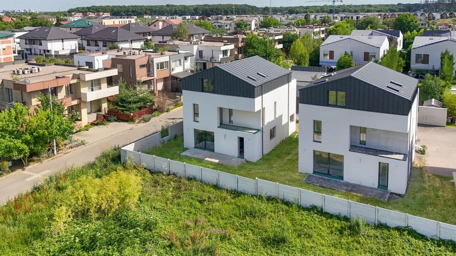 VILA CU 6 CAMERE - ZONA TUNARI