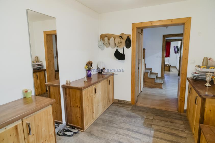 Casă solid construită, teren generos de 1.400 mp, Vâlcele