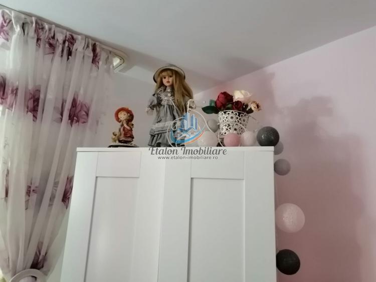 Ap 3 camere,2 balcoane,2 bai +camara+boxa+2 locuri de parcare!