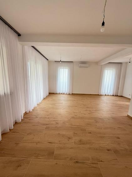 MT233 Casa-DUPLEX, 4 camere, complet finisat, Giroc, P+1E