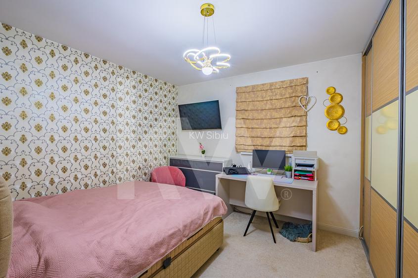 Apartament 3 camere - Etaj 1 - str. Lupeni - mobilat si utilat - 11