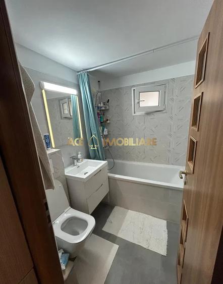 3 Camere de inchiriat | Dristor | Metrou | Decomandat