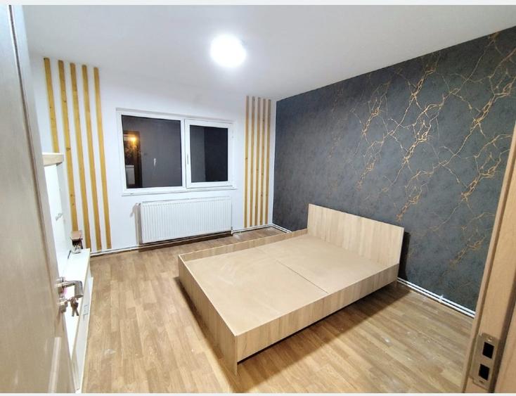 Apartament 3 camere zona Cet / Anda decomandat