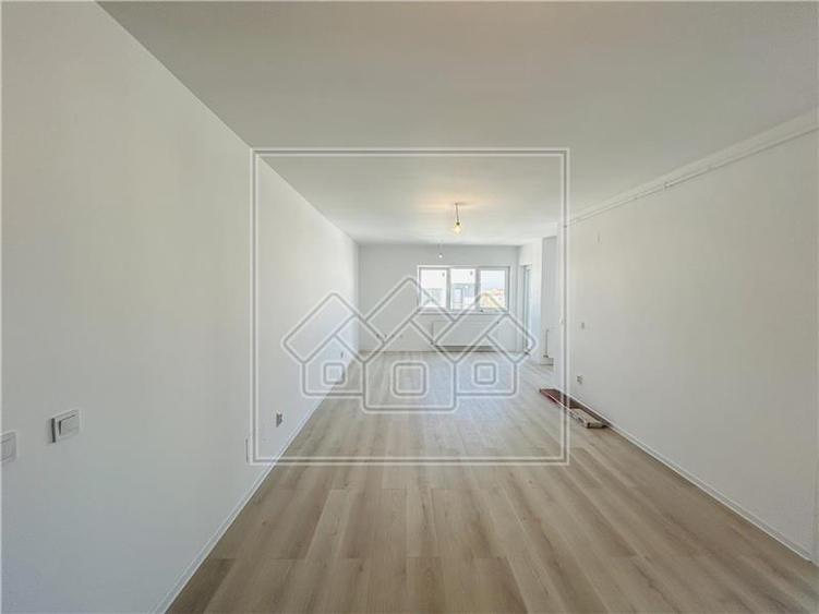 Ap. 3 camere, intabulat, zona Doamna Stanca
