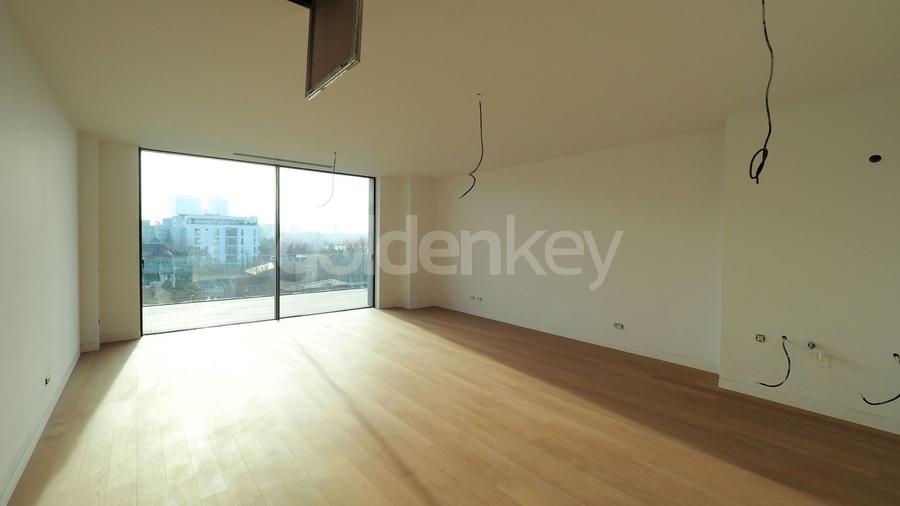 Vedere Lac Floreasca | 4 camere | 3 bai | orientarea sud | 181mpc