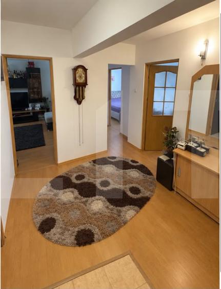 Apartament 3 camere, 67.35 mp, zona Capat la unu