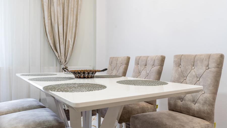 Apartament 2 camere, cart.Europa, str.Aurel Gurghianu, parcare subterana, balcon
