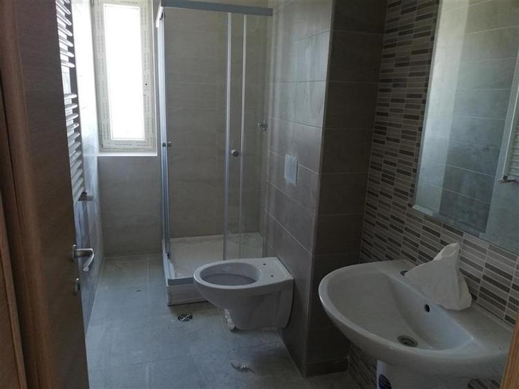 PENTHOUSE 3 CAMERE, TERASA 48 MP, TRACTORUL, ZONA CORESI MALL