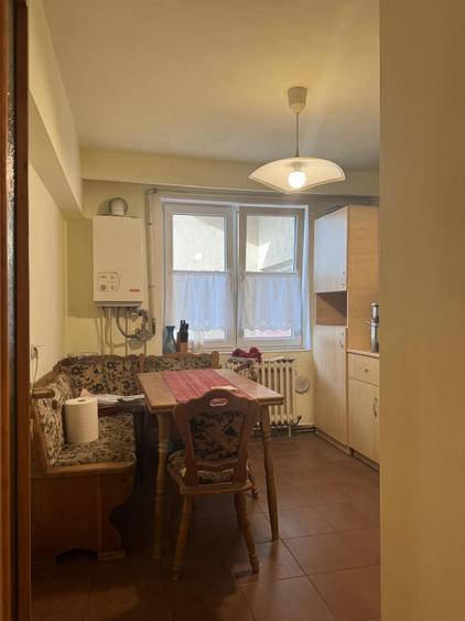 Apartament 5 camere, 94 mp, zona Ultracentral