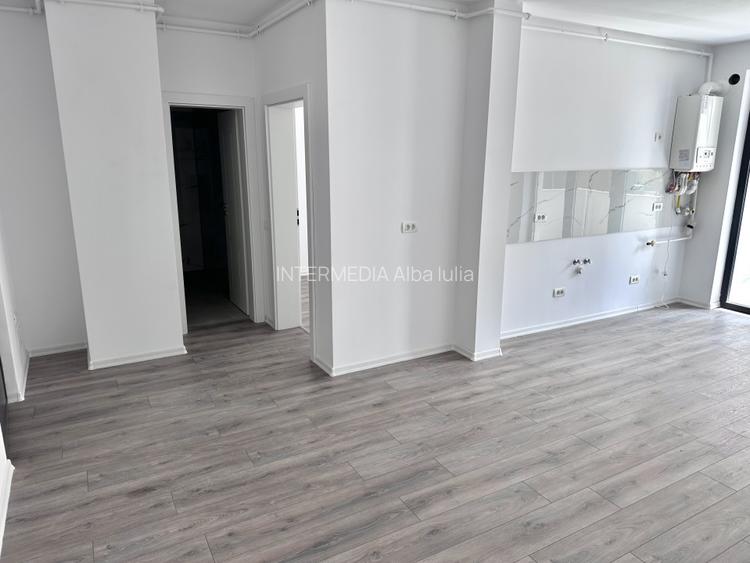 Apartament 3 camere  | 1 Baie | 1 Balcon | 61 mp. | Bloc NOU | Lift  | Central I - 3