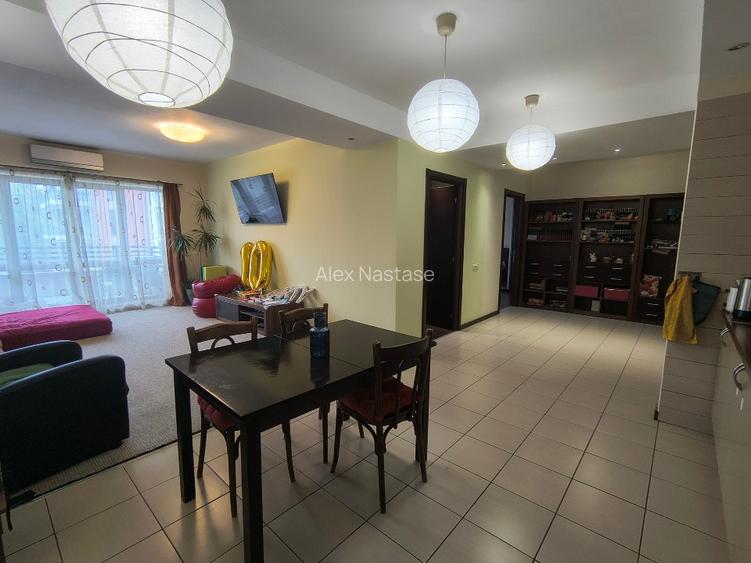 Apartament Jiului 3 camere - 8
