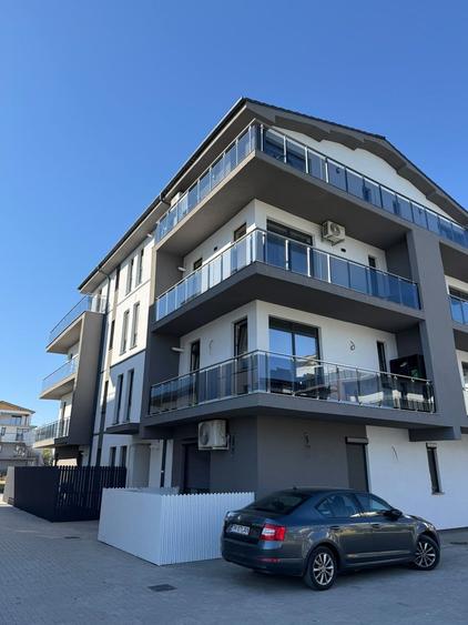 Apartament modern, prima închiriere, complet nou balcon generos