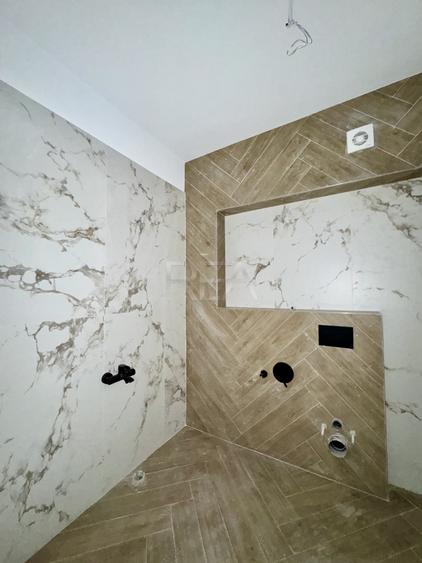3 camere luminos cu gradina Ultracentral