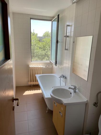 Inchiriez garsoniera in zona Bl Brancoveanu, str Rezonantei
