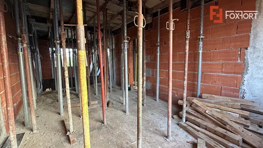 Duplex Mosnita 4 Camere si 3 Dormitoare Pozitie Excelenta - ID V2961