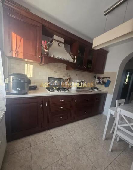 3 Camere de inchiriat | Titan | Metrou | Mobilat - 4