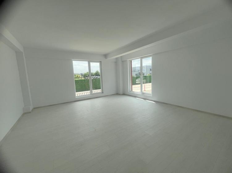 Spatiu comercial de vanzare in Otopeni la SUPER PRET!