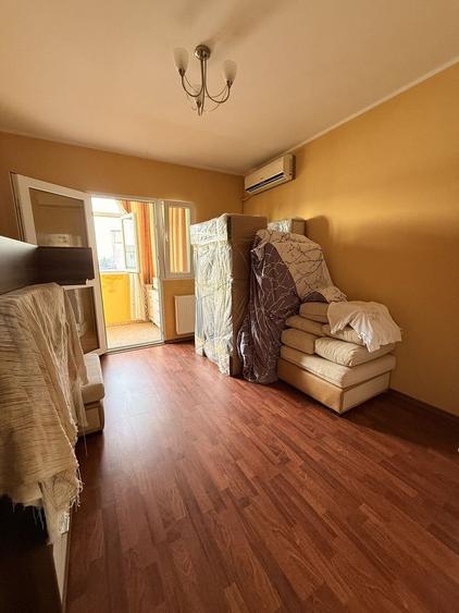 Apartament 3 camere, Piata Energiei