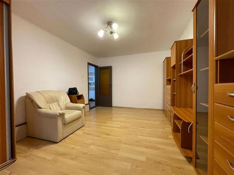 Apartament 3 camere de vanzare zona C5 Tulcea