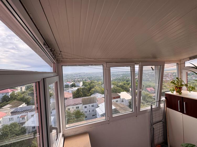🏡 Apartament cu 2 camere semidecomandat – Zona Săvenilor (Turn), Botoșani