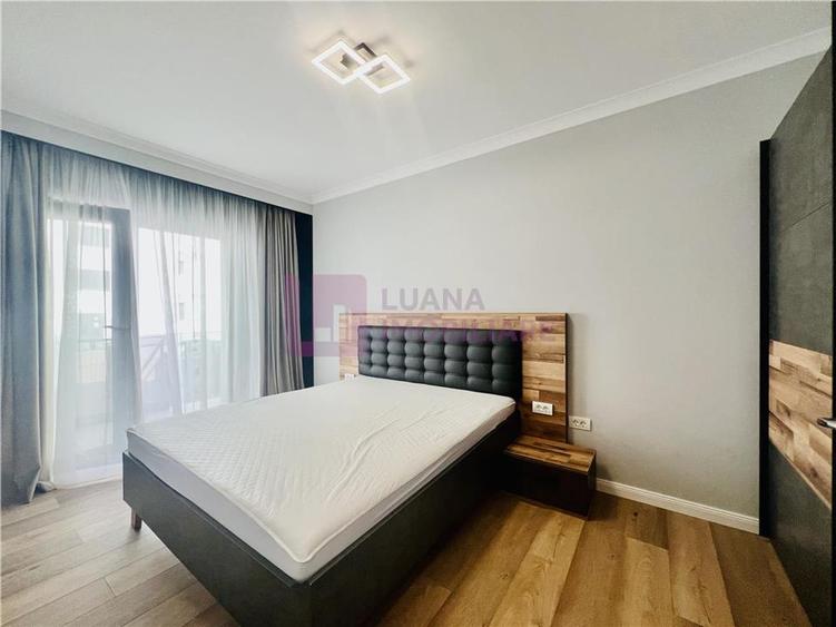 Apartament o camera de vanzare | parcare privata | gradina | mobilat si utilat |