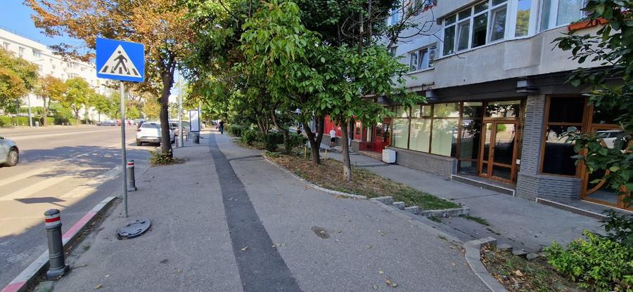 Spațiu comercial 70 mp, parter, vitrină stradală – Soveja 55 B