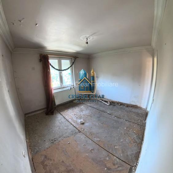 Apartament cu 4 camere - cartierul Dâmbu Pietros, str. Parângului - 8