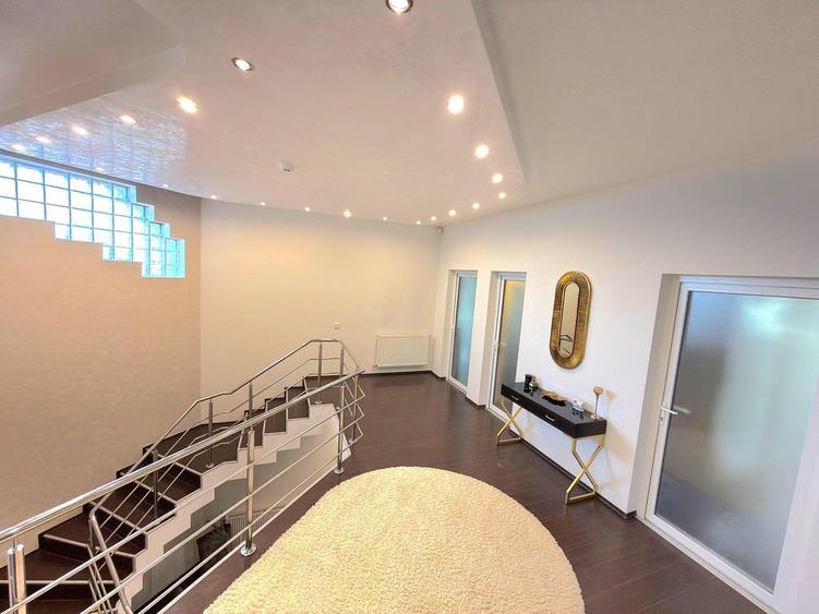 Vila lux de vanzare, cartier BEVERLY HILLS, Sanmartin, Bihor