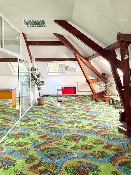 Casa de inchiriat cu teren 800 mp zona Mall VItan, ideal gradinita, after-school