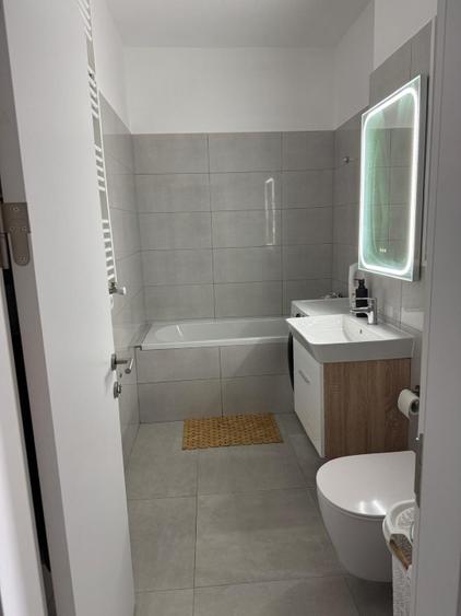 Apartament 3 camere Maniu 141 Metrou Păcii 2 min 87,5 mp Parcare inclusă