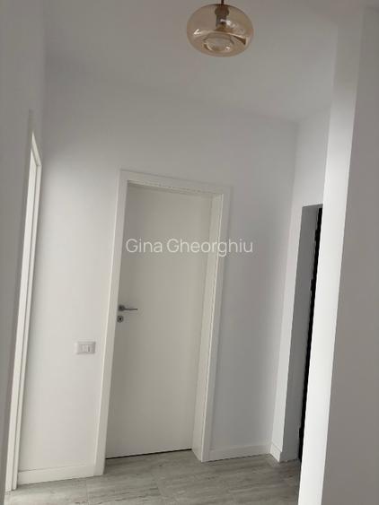 Închiriez apartament studio cu loc de parcare  - 8