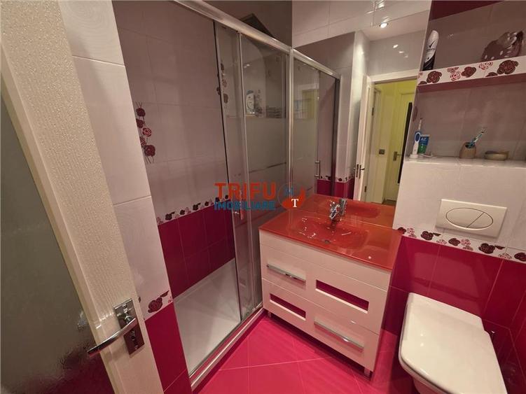 Apartament 3 camere de vanzare in centrul Orasului