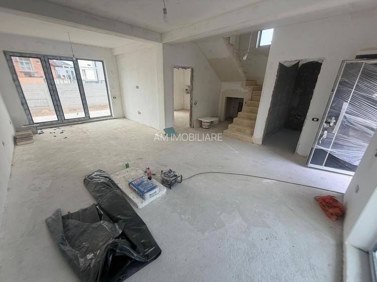 CASA INDIVIDUALA- 4 CAMERE, TOATE UTILITATILE, TEREN 240 MP, COMIS 0% - 10