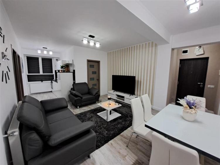RECO Apartament central 3 camere + Parcare