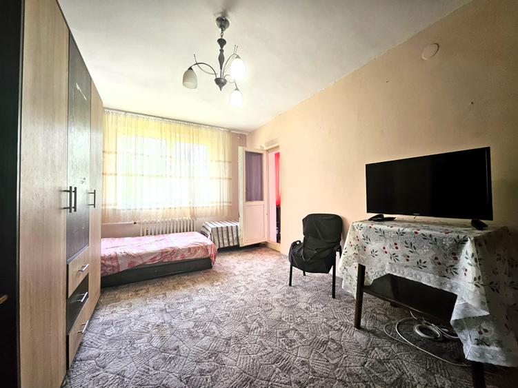 Vanzare apartament 3 camere Drumul Taberei / Al. Meseriasilor