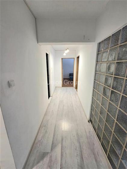 Apartament 2 Camere, Decomandat, Inel 2 - 11