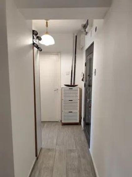Apartament 1 camera decomandat 31mp, etaj 3 - Central