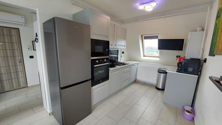 0 % Comision 1 camera, 37 mp, modern, zona strazii Campina
